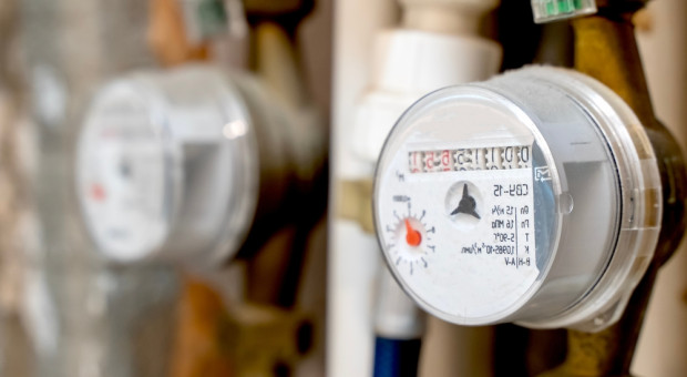 Mieszkańcy przestaną się myć? Metoda naliczania opłat budzi duże emocje w gminach