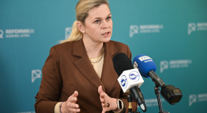 Zakaz telefonów na lekcjach w szkołach? Barbara Nowacka zapowiada nowe przepisy