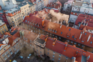 Problemy z "Czystego Powietrza" przejdą na nowy system? Przedsiębiorcy biją na alarm
