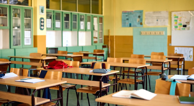 Spór RIO z ministerstwem o wynagrodzenia nauczycieli. Zamiast wyjaśnień gminy mają problem