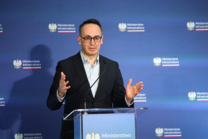 Nowa linia kolejowa zupełnie od zera. Pociągi przetną południe Polski dwutorowym korytarzem