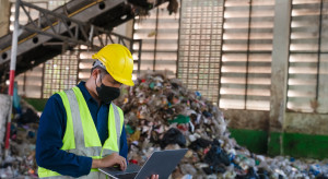 Szczytny cel i szereg groźnych zapisów. Gminy ostrzegają przed ustawą o odpadach