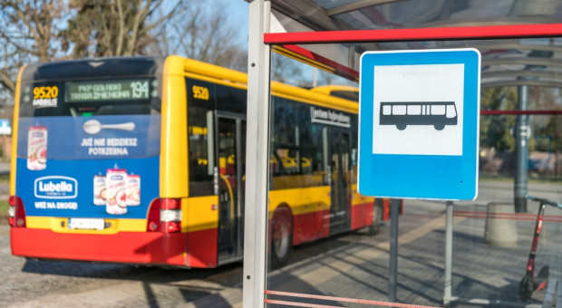Większy kupi za mniej. Grupy zakupowe korzystne, ale nie zawsze możliwe