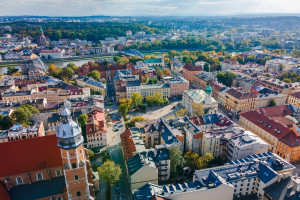 Miasto 15-minutowe to nie utopia. Kraków, Płock i GZM mówią o realnych problemach