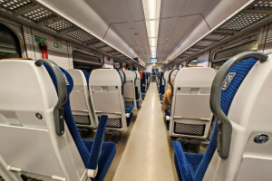 Koniec kontroli biletów kolejowych. W tych pociągach pasażerowie odprawią się sami