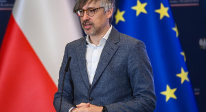 Ludzie wciąż palą śmieci, a system kuleje. Ministerstwo zapowiada wsparcie dla gmin
