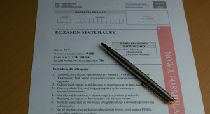 Do 59 zł brutto za sprawdzenie jednego arkusza. Egzaminatorzy ruszają z ocenianiem matur