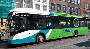Zmiany w transporcie publicznym w miastach. Wieloletnie umowy mogą pójść "do kosza"