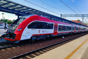 Pociągi wracają po 22 latach przerwy. W rozkładzie zabrakło ważnego połączenia