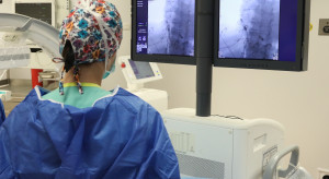 Szpitalna bieda bez samorządów. Gminy i powiaty dokładają krocie