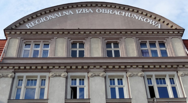 Gminy mogą usuwać wykazy dłużników z BIP. RIO wskazuje granice