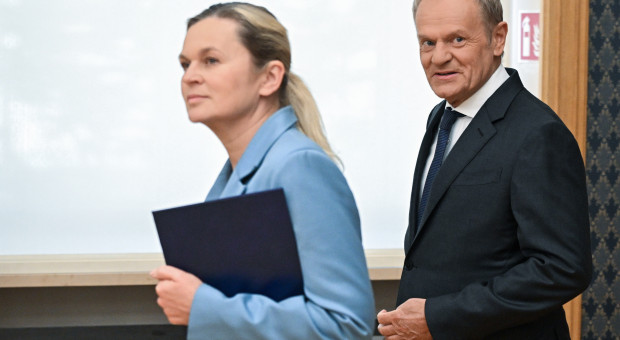Zakaz smartfonów może wyjść poza mury szkół. Kary dopiero będą dyskutowane