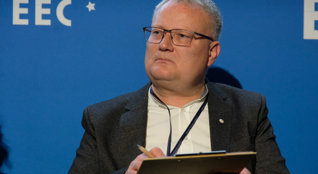 „Ktoś chce urządzić szkołom piekło". Dyrektorzy krytykują nowe przepisy