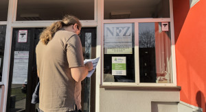 Od 1 lipca zarobki lekarzy i urzędników w rejestrze. Umowy będą widoczne dla wszystkich