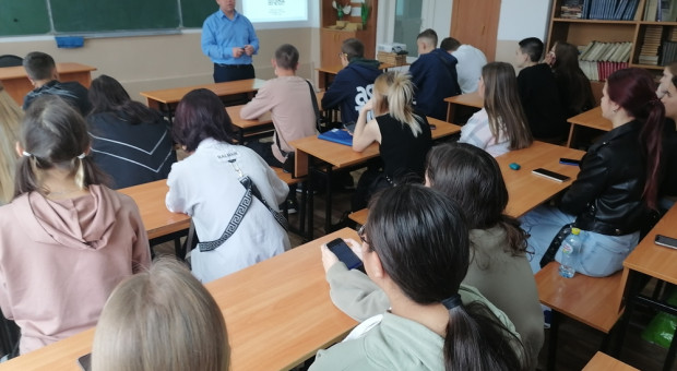 Nowy podział środków na oświatę. 121,9 mld zł w 2027 r. i zmiany w finansowaniu szkół