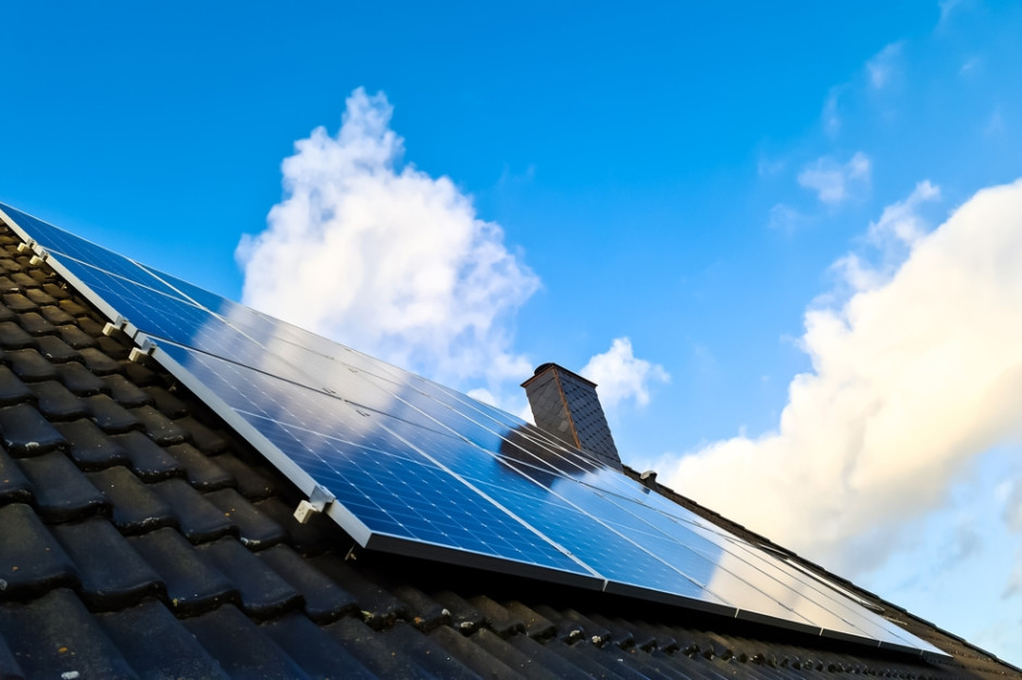 Właściciele fotowoltaiki mają problem. W czasie upałów stracą 20 proc. energii