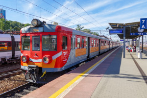 Od 1 lipca tańsze podróże pociągami. Wchodzą nowe zniżki i specjalne ceny biletów