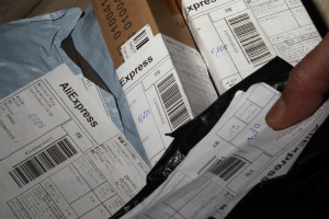 Koniec tanich zakupów z Chin. Od 1 lipca 3 euro cła za każdy przedmiot z Temu, Shein i AliExpress