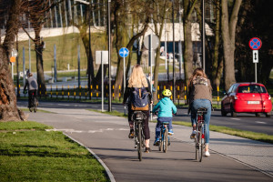 Trasa rowerowa zamiast słynnej kolejki. Dojedziemy nią aż do Czech