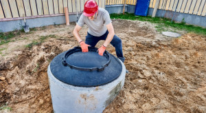 Miliony metrów sześciennych ścieków poza systemem. Gminy nie nadążają z kontrolami