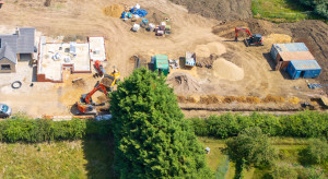 Lawina wniosków o odrolnienie działek. To kolejny skutek sporządzania planów ogólnych
