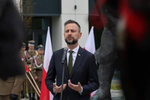 Szef MON o zagrożeniu ze strony Rosji: potrzebne zbrojenia, SAFE i jedność Polski
