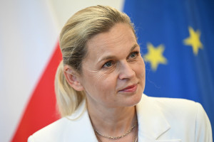Dodatkowe 500 zł dla nauczycieli. Od 1 września wypłata pieniędzy