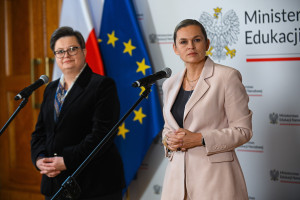 Burza wokół bezpłatnego e-Dziennika. "Kto zapłaci nauczycielom za podwójną pracę?"