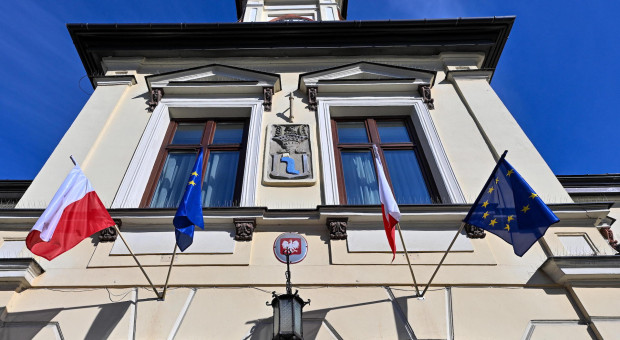 Tak wygląda samorząd od środka. Obraz urzędów okiem 1873 sekretarzy gmin i miast