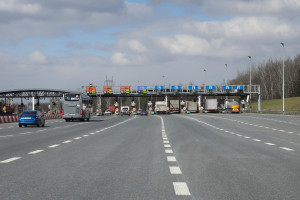 Koniec 30-letniej koncesji na autostradzie. Zdemontują bramki i zbudują nowy pas