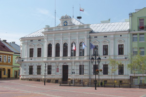 Referendum w Sanoku. Radni chcą odwołać burmistrza Tomasza Matuszewskiego
