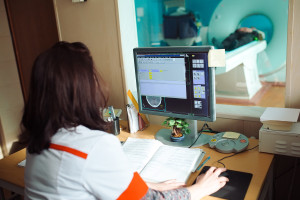 Cyberatak na dane 19 mln pacjentów. Po dwóch tygodniach nie wiadomo, które informacje wyciekły