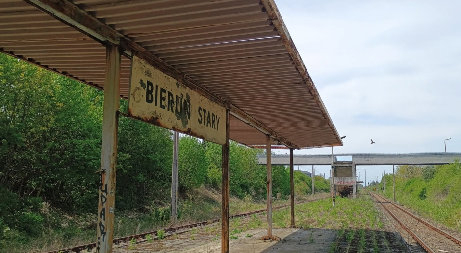 Stara linia kolejowa znów będzie działać. Pociągi zatrzymają się na siedmiu stacjach