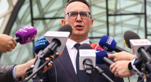 Nowe urządzenia na przejazdach kolejowych. Zatrzymają samochód przed wjazdem pod pociąg