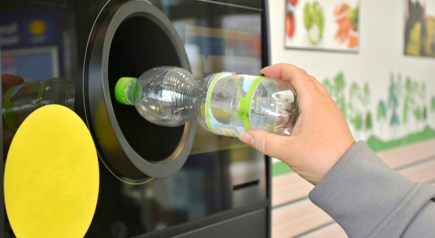 System kaucyjny działa, ale pojawił się inny problem. „Producenci wolą zapłacić karę”