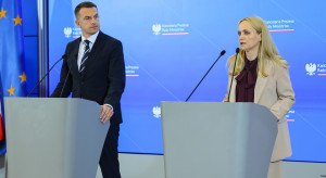 Limit 900 tys. zł rocznie i tylko dwa etaty. Lekarze nie będą mogli zarabiać więcej