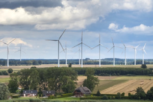 35 wiatraków i prawie 4 mln zł rocznie dla gminy. Wójt: dziś inni przyjeżdżają do nas