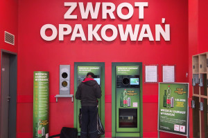 System kaucyjny ma już rok. Oddanie puszki i butelki to jeszcze nie wszystko