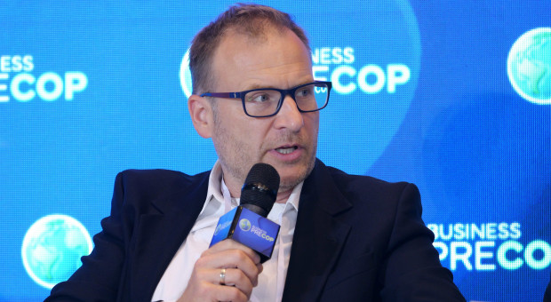 Większe miasta lepiej radzą sobie ze smogiem. W mniejszych powietrze wciąż truje