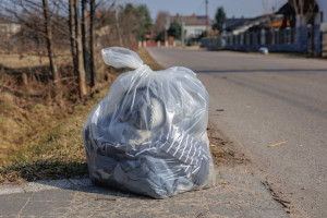 Nowy sposób na odpady. Odbiorą tylko w przeźroczystych workach