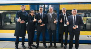 Pociągi pojadą co 7 minut. Nad morzem budują nową linię kolejową