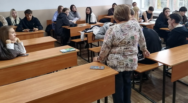 Wyższe pensje za więcej godzin pracy. Nauczyciele nie chcą takiej zmiany
